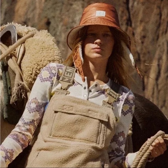 NWTO Free People FP Movement Women's Bucket List Reversible Sherpa Bucket Hat - Picture 2 of 11